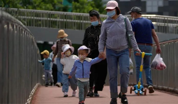 Corona connection of new disease spreading in China Corona connection of new disease spreading in China