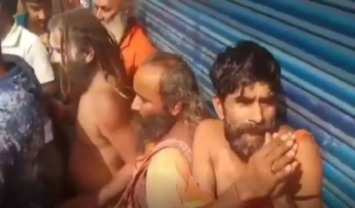 in West Bengal sadhus going to attend Gangasagar fair were brutally beaten in West Bengal sadhus going to attend Gangasagar fair were brutally beaten