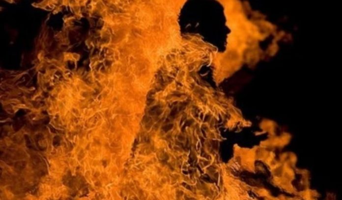 no action was taken against wife's accused husband set himself on fire in the police station