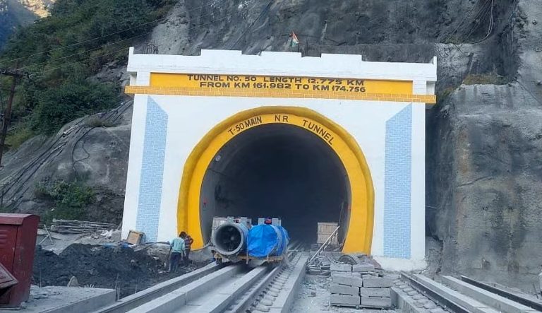 14 साल में बेमिसाल आधुनिक इंजीनियरिंग का नमूना, सबसे लंबा रेलवे टनल T-50 बनकर तैयार