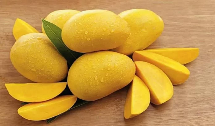 Know whether seeing yourself eating mango in a dream is auspicious or inauspicious
