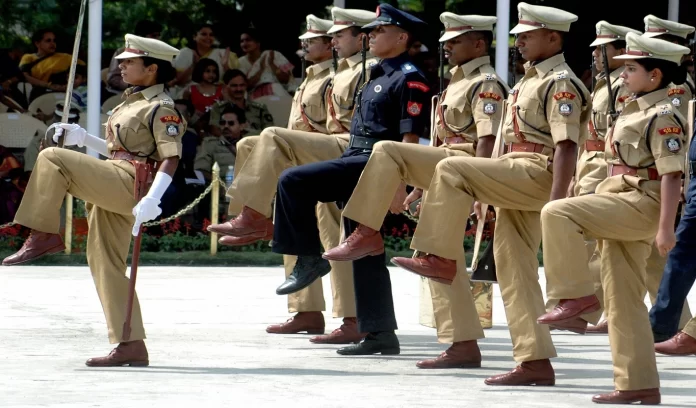 Know what is Section 21 of IPC in which public servants are defined