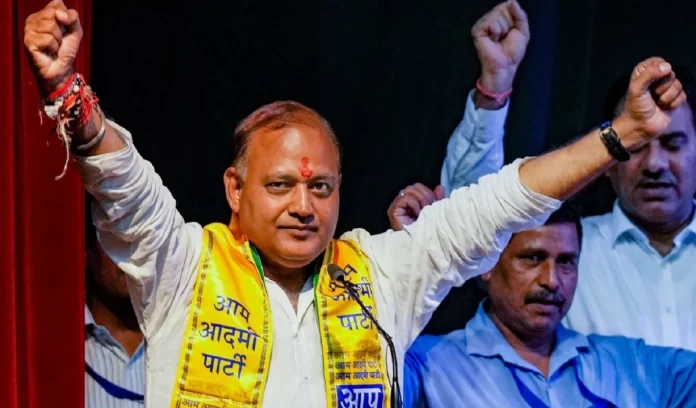 AAP leader Somnath Bharti refused to shave his head if Narendra Modi became PM for the third time AAP leader Somnath Bharti refused to shave his head if Narendra Modi became PM for the third time