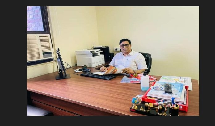 IIMC student Sudha Yadav made serious allegations against Professor Rakesh Upadhyay