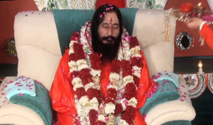 Know who is Ashutosh Maharaj whose followers are waiting for him to return alive