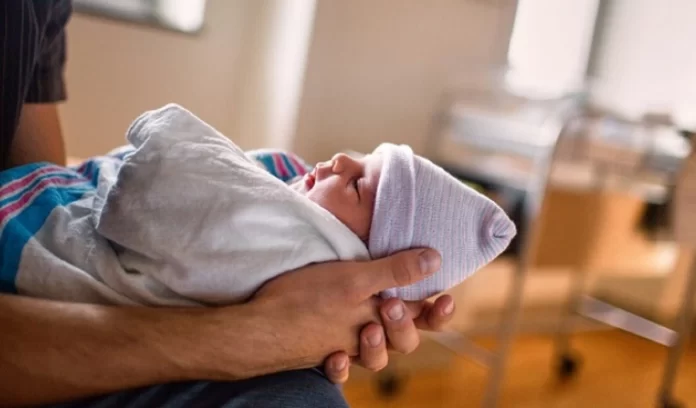 6 people arrested for selling 5-day-old baby boy 6 people arrested for selling 5-day-old baby boy