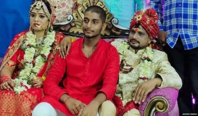 Brahmin girl and Dalit boy Brahmin girl and Dalit boy