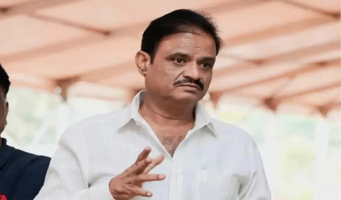 MLA Munirathna Naidu MLA Munirathna Naidu