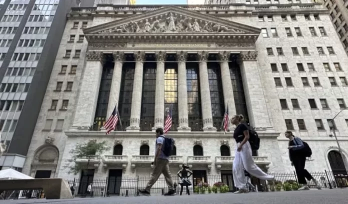 Global Economic Crisis Donald Trump