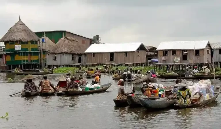 Venice of africa: पानी पर बसा अनोखा गनवी गांव जिसने सोशल मीडिया पर मचाई धूम
