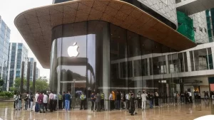 Trump opposes iPhone manufacturing India