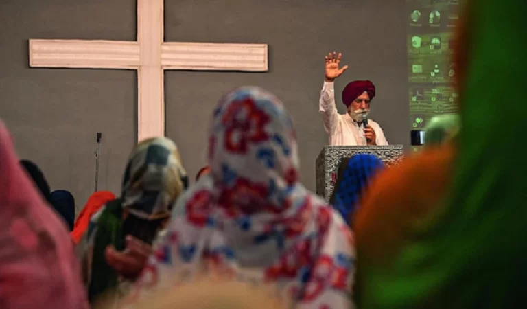 UP Sikhs  Conversion News: पीलीभीत से पंजाब तक, सिखों के धर्मांतरण की साजिश और देश की...