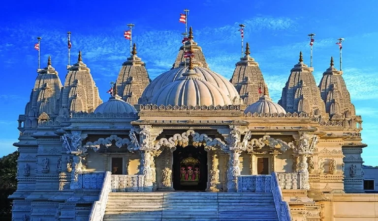 Hindu Temples in London-Canada: लंदन और कनाडा के हिंदू मंदिर, धार्मिक आस्था से लेकर स...