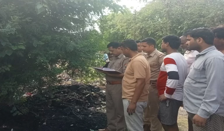 Bareilly News: बरेली में सफाई के नाम पर लापरवाही, नगर निगम की गलती से मजदूर की दर्दना...