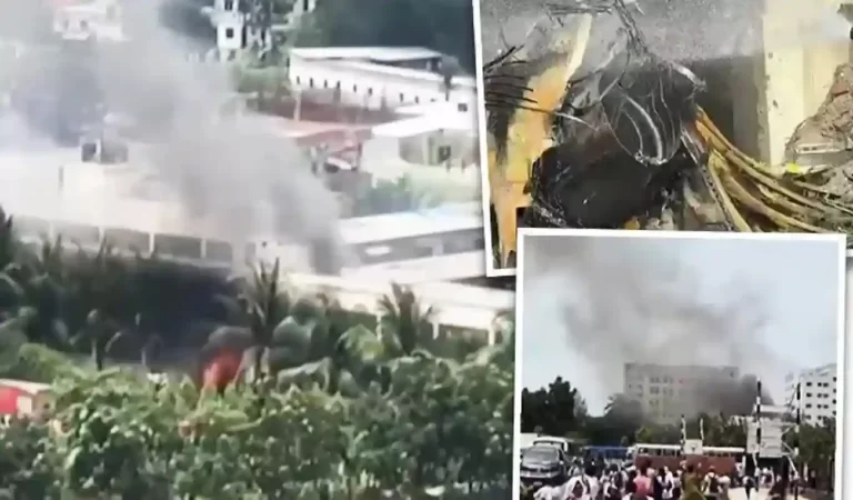 Dhaka Plane Crash: नारियल पेड़ों से टकरा कर स्कूल पर गिरा विमान, ढाका में हुआ भीषण प्...