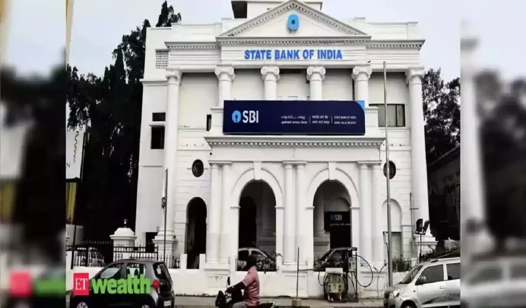 SBI Foundation Day: SBI की शुरुआत से 200 साल का सफर, नाम में बदलाव और पहला खाता खोलने...