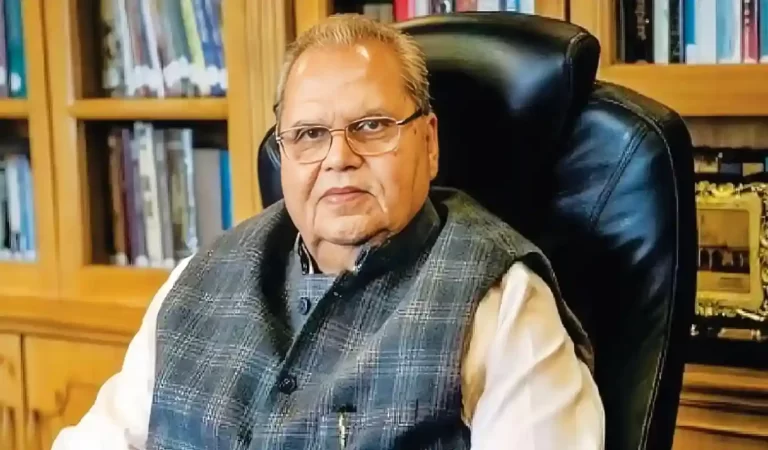 Satyapal Malik Corruption Case: सत्यपाल मलिक की मौत के बाद बढ़ा विवाद, 300 करोड़ रिश्...