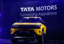 GST Rate Cut: नवरात्रि के पहले दिन GST कटौती से ऑटो सेक्टर में उथल-पुथल, Tata Motors और अन्य कंपनियों ने शानदार बिक्री की GST rate cut Tata Motors