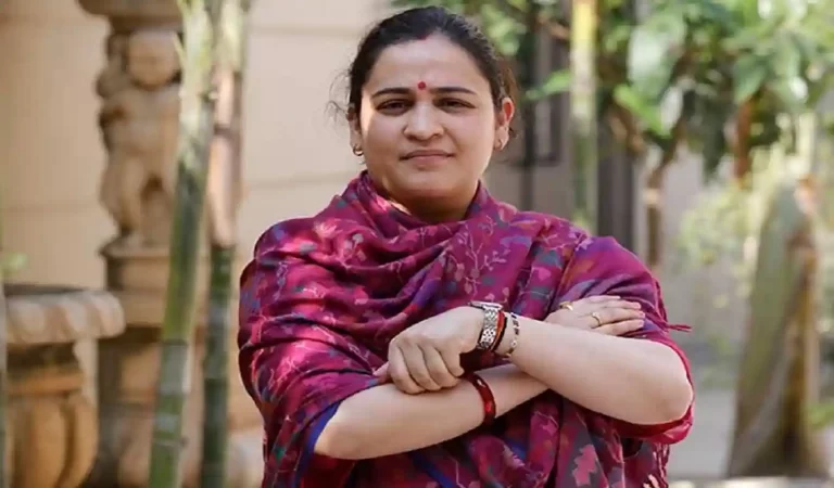 Lucknow Land Scam Case: LDA घोटाले में VIP एंट्री! अपर्णा यादव की मां पर FIR, बेटी बो...