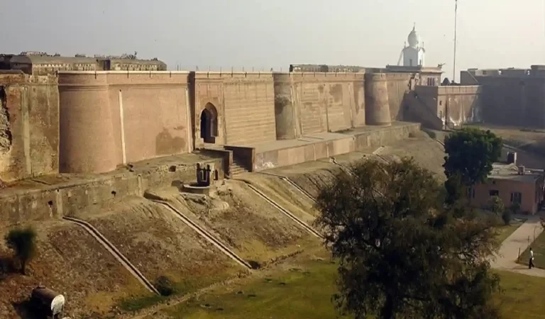 Punjab Historical Forts: पंजाब के प्राचीन किले, जिनके पीछे छिपा है ऐतिहासिक रहस्य