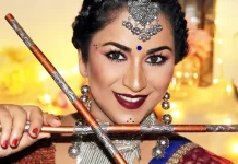 गरबे में मेकअप बह न जाए, इसके लिए इन 5 आसान और असरदार मेकअप टिप्स Garba Makeup tips