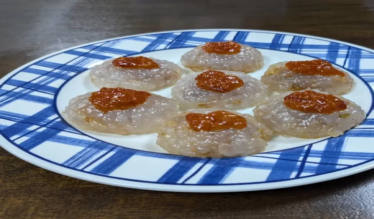 Navratri Special: साबूदाना से बनाएं व्रत वाले मोमोज, जानें मोमोज बनाने की विधि