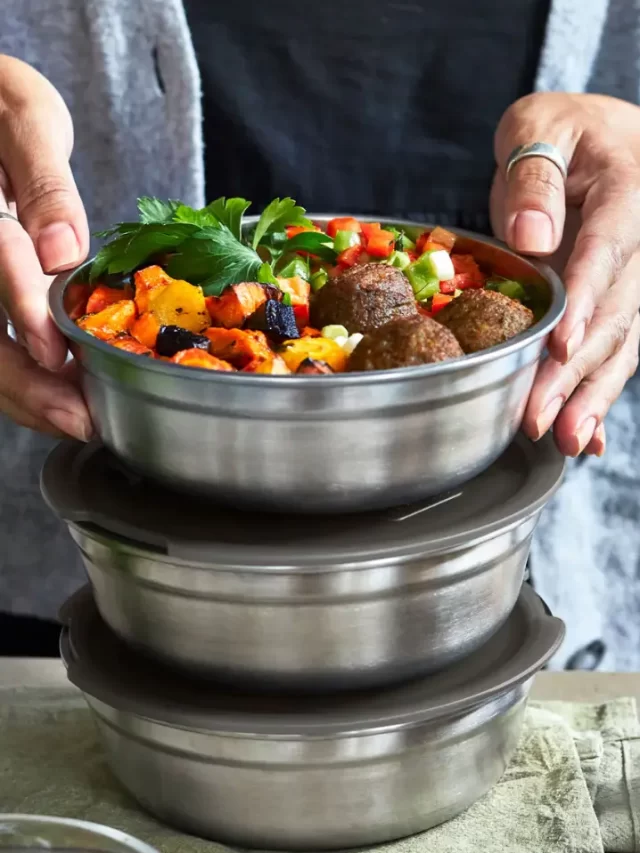 safe to store food in stainless steel bowls
