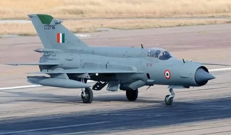Fighter Jet MiG-21: फाइटर जेट मिग-21 की रिटायरमेंट के बाद क्या होता है? क्या आप इसे ख...