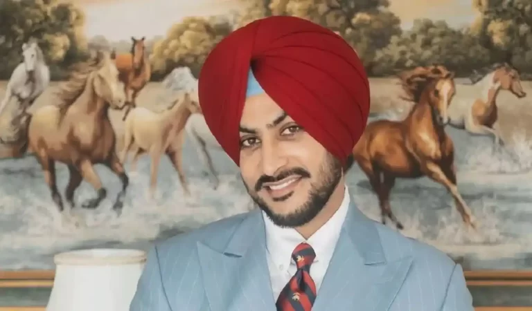 Rajvir Jawanda Death: बाइक हादसे के 11 दिन बाद जिंदगी से हारा पंजाबी सिंगर राजवीर जवं...