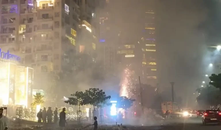 Diwali Air Pollution: दिवाली के बाद दिल्ली से कोलकाता तक प्रदूषण का कहर, सुप्रीम कोर्...