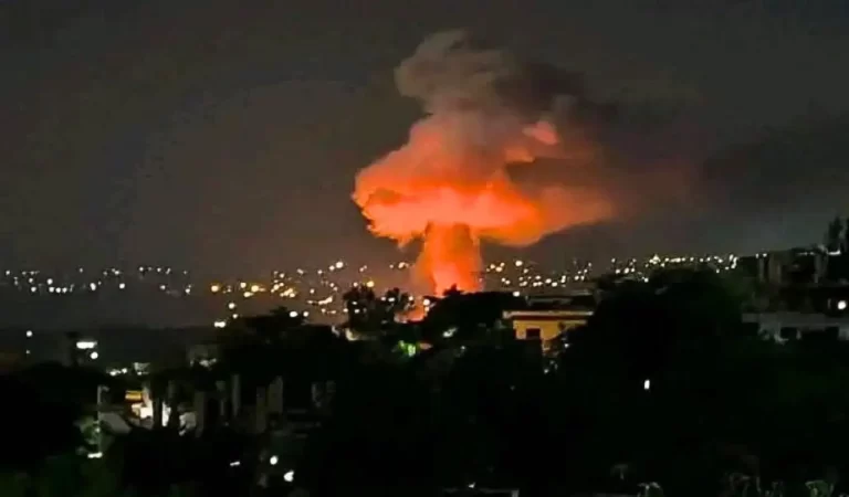 Pakistan Airstrike on Kabul: काबुल में आधी रात को गूंजे धमाके, एयरस्ट्राइक की आशंका स...