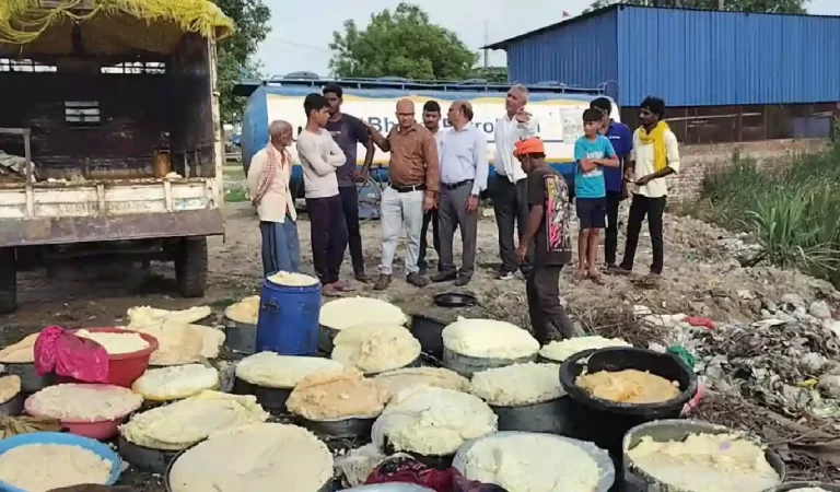 Uttar Pradesh: खोया और पनीर में मिलावट का भंडाफोड़, बीते आठ अक्टूबर से करोड़ों की साम...