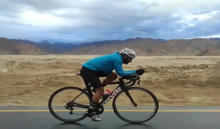 Viral News: मधुबनी से लद्दाख तक सिंगल गियर साइकिल पर 30,000 किमी का सफर, ITBP ने बढ़ा...