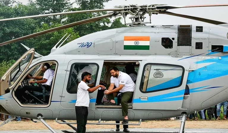Bihar Election Helicopter Campaign: बिहार चुनाव में हेलीकॉप्टरों का चुनावी प्रचार, एक...